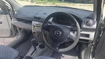 Продажа авто: Mazda Demio: 2003 г., 1.3 л, Автомат, Бензин, Хэтчбэк — 7