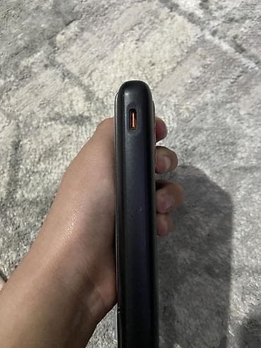 Внешний аккумулятор GERLAX 10000 мА·ч с беспроводной зарядкой -