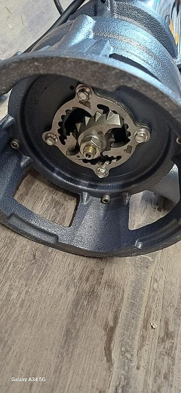 Все для дома и сада: Фекальный насос с измельчителем УРАГАН WQK38-40-3.0F Назначение: - — 3