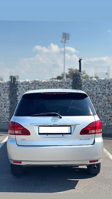 Toyota Ipsum: 2003 г., 2.4 л, Автомат, Бензин, Вэн/Минивэн — 5