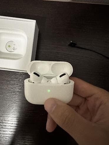 Мобильные телефоны и аксессуары: Airpods pro Наушники-вкладыши с кейсом зарядки (беспроводные — 2