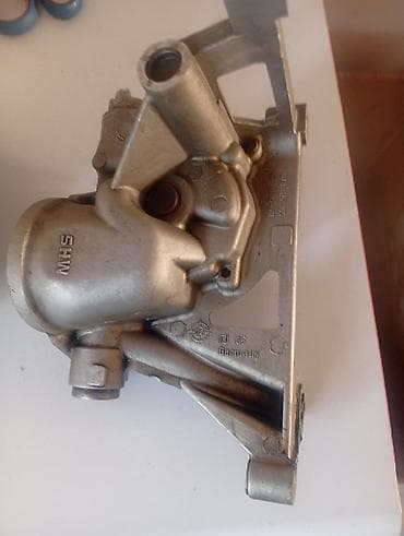 наружный блок: Насос масляный SHW для автомобилей VAG Ауди 2.8 бензин Описание: - — 3