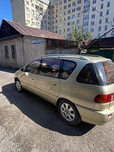 mini v: Toyota Ipsum: 2000 г., 2 л, Автомат, Бензин, Минивэн — 3