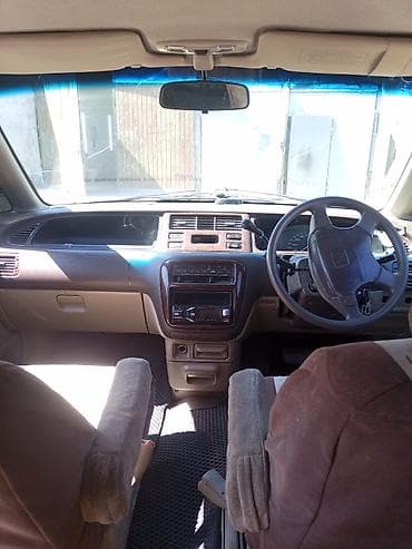спэйс вагон: Honda Odyssey: 1996 г., Автомат, Газ, Универсал — 7