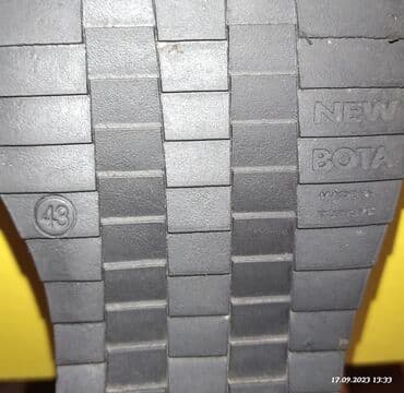 брендовые мужские спортивные костюмы из турции: Муж.ботинки New Bota
Турция 
натуральная кожанат.мех
43 размер — 3