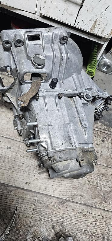Продаю коробку на ВАЗ. Подходит на 8ку и на 9ку. Коробка перебрана на