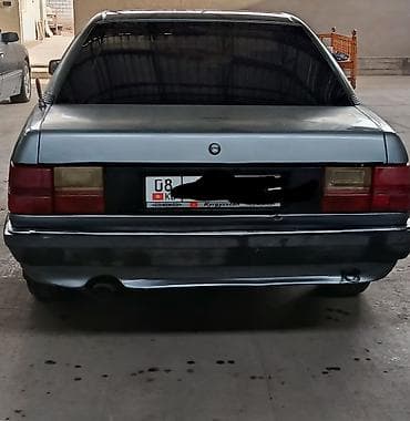 124 автомат: Audi 100: 1987 г., 2.2 л, Ручные, Бензин, Седан — 2