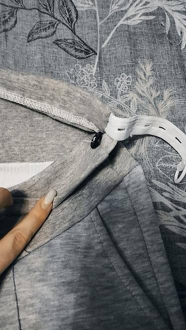 кофта для беременных: Джинсы и брюки, цвет - Серый, Б/у — 2