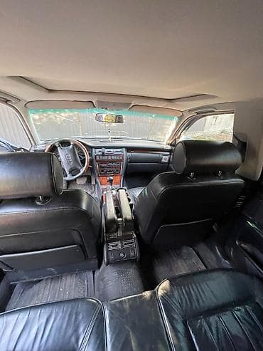 Audi A8: 1995 г., 4.2 л, Автомат, Бензин — 10