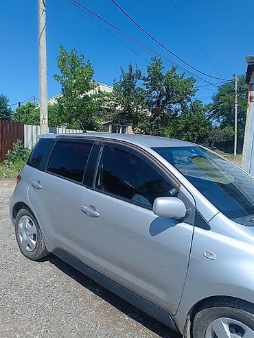 Toyota: Toyota Ist: 2005 г., Автомат, Бензин, Хэтчбэк — 4