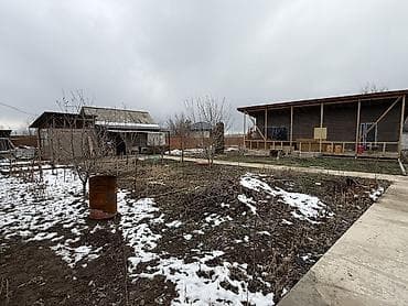 Продажа домов: Продается дом в Таш-Мойноке Большой участок с двумя строениями — — 6