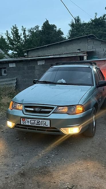 Унаа: Daewoo Nexia: 2008 г., 1.6 л, Кол менен иштөөчү, Бензин, Седан — 2