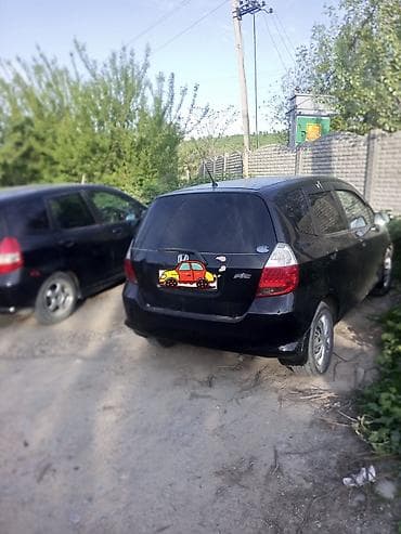 niva taiga: Honda Fit: 2005 г., 1.3 л, Вариатор, Бензин, Хэтчбэк — 1