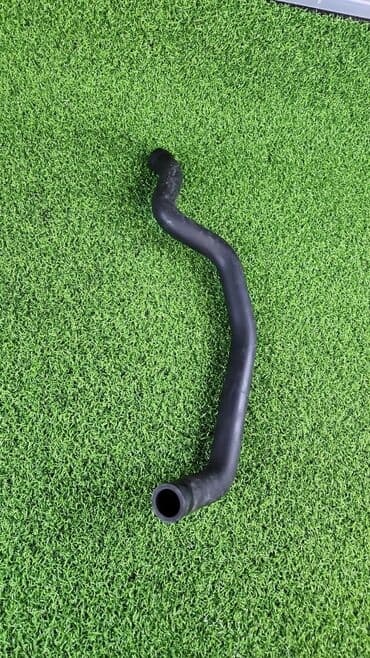 блок предохранителей: Патрубок 1115 7 556 837 Е53 х5 . е52 z8. M62 V8. Год 2002. В — 2