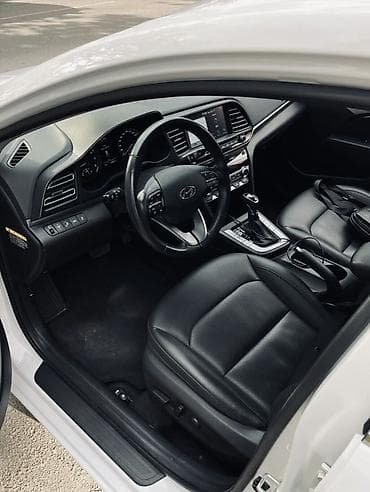 mini kuper: Hyundai Avante: 2019 г., 1.6 л, Автомат, Бензин, Кроссовер — 2