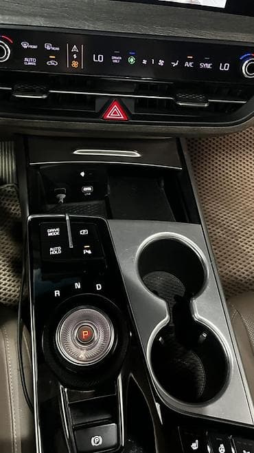 kia k8 2023: Kia K8: 2022 г., 1.6 л, Автомат, Гибрид, Седан — 7
