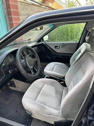 mazda x7: Audi 90: 1988 г., 2 л, Механика, Бензин, Седан — 8