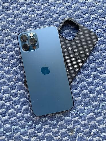 IPhone 12 Pro, цвет Pacific Blue Состояние идеал только камера менялся