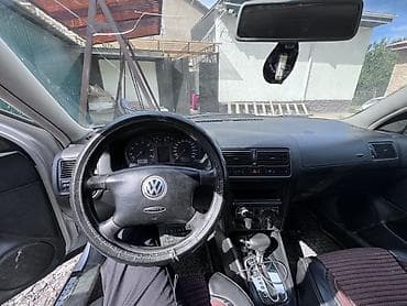 полик 5 д: Volkswagen Golf: 2003 г., 1.6 л, Автомат, Бензин, Хэтчбэк — 5