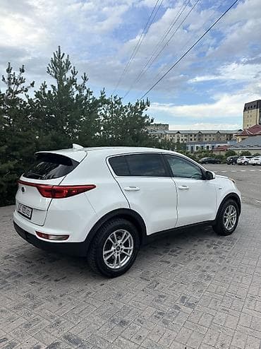 авто штор: Kia Sportage: 2018 г., 2.4 л, Автомат, Бензин, Внедорожник — 5