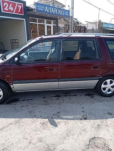 стартер делика: Mitsubishi Space Wagon: 1993 г., 2 л, Ручные, Бензин, Минивэн — 1