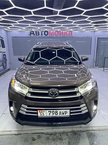 Toyota Highlander: 2018 г., 3.5 л, Автомат, Бензин, Кроссовер