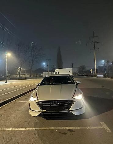 hyunda: Hyundai Sonata: 2022 г., Газ — 3