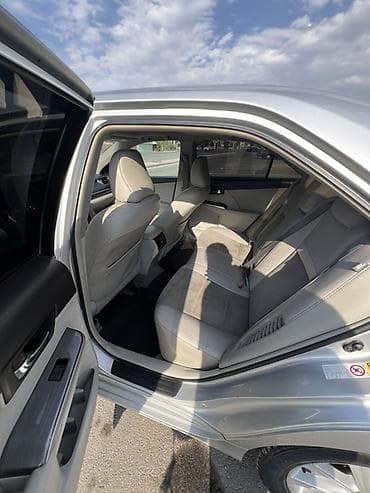 corolla 2004: Toyota Camry: 2012 г., 2.5 л, Вариатор, Гибрид, Седан — 8