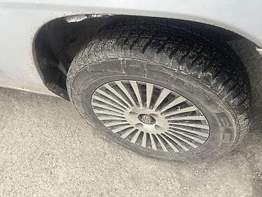 Daihatsu : 2004 г., 1.5 л, Механика, Бензин, Седан — 4