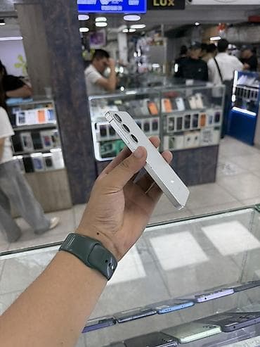 Техника и электроника: Samsung Galaxy S24, Б/у, 128 ГБ, цвет - Белый, 1 SIM, 2 SIM, eSIM — 3