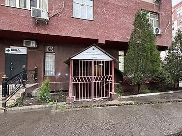 нижный джал: Продается помещение в мкр Джал, Ахунбаева 67/1. Цокольное помещение в — 1