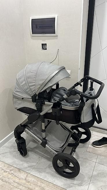 подстаканник на коляску: Коляска универсальная 2 в 1 LUXMOM (люлька + прогулочный блок) - — 1