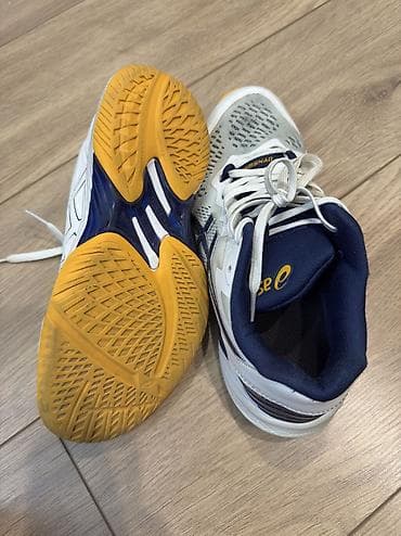 Мужские кроссовки, 39, Asics, Б/у, цвет - Белый, Самовывоз