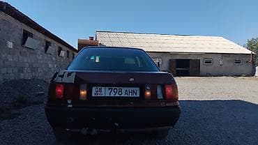 атего 1229: Audi 80: 1990 г. — 2