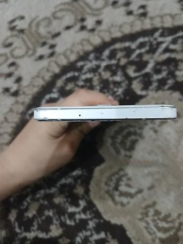 galaxy a8 2018: Samsung Galaxy A3, цвет - Белый, 2 SIM — 6