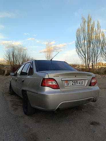 Унаа сатуу: Daewoo Nexia: 2008 г., 1.5 л, Кол менен иштөөчү, Бензин, Седан — 6