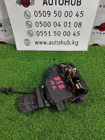 Замок двери Subaru