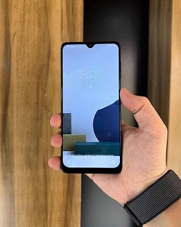 Samsung Galaxy A22 5G, Б/у, 64 ГБ, цвет - Черный, 2 SIM