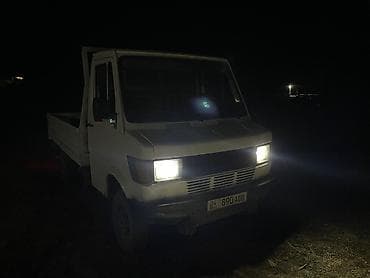 д 245 евро 2: Легкий грузовик, Mercedes-Benz, Стандарт, 2 т, Б/у — 1