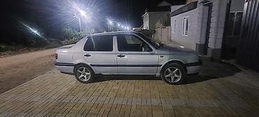 pasat b5: Volkswagen Vento: 1993 г., 1.8 л, Механика, Бензин — 10