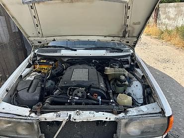 чехол кожаный: Mercedes-Benz W123: 1983 г., 3 л, Механика, Бензин, Седан — 4