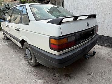 Продажа авто: Volkswagen Passat: 1991 г., 1.8 л, Механика, Седан — 4