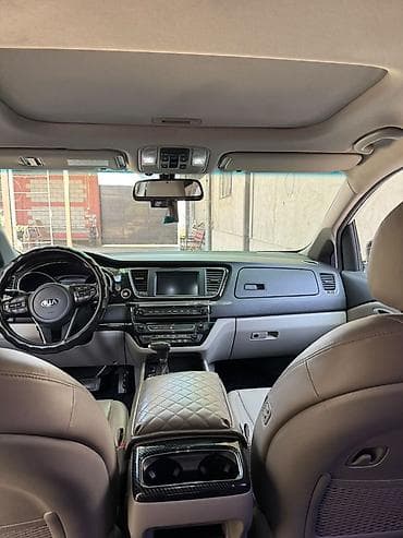 с 180: Kia Carnival: 2018 г., Минивэн — 9