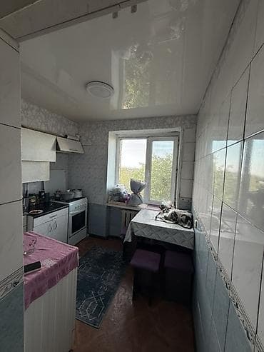 по ворошилова: 2 комнаты, 48 м², Малосемейка, 5 этаж, Старый ремонт — 2