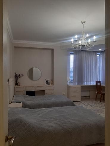 Недвижимость: 4 комнаты, 165 м², Элитка, 5 этаж — 10