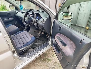 мото honda: Honda HR-V: 2000 г., 1.6 л, Автомат, Бензин, Кроссовер — 4