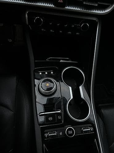 Продажа авто: Kia K5: 2021 г., 2 л, Автомат, Газ, Седан — 5