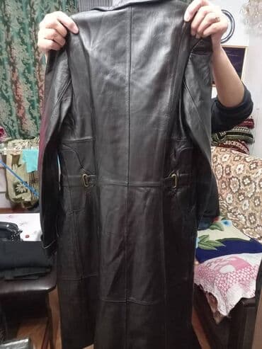 кожаные куртки в бишкеке: Кожаная куртка, Классическая модель, Натуральная кожа, Приталенная модель, S, M — 3