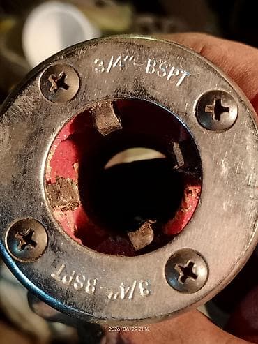 головок: Клуппы трубный набор с трещоткой 3/8"- 1 1/4". Набор включает 5 — 4
