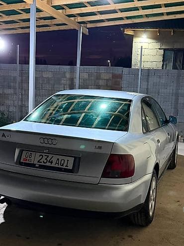 Audi A4: 1995 г., 1.8 л, Бензин, Седан — 4